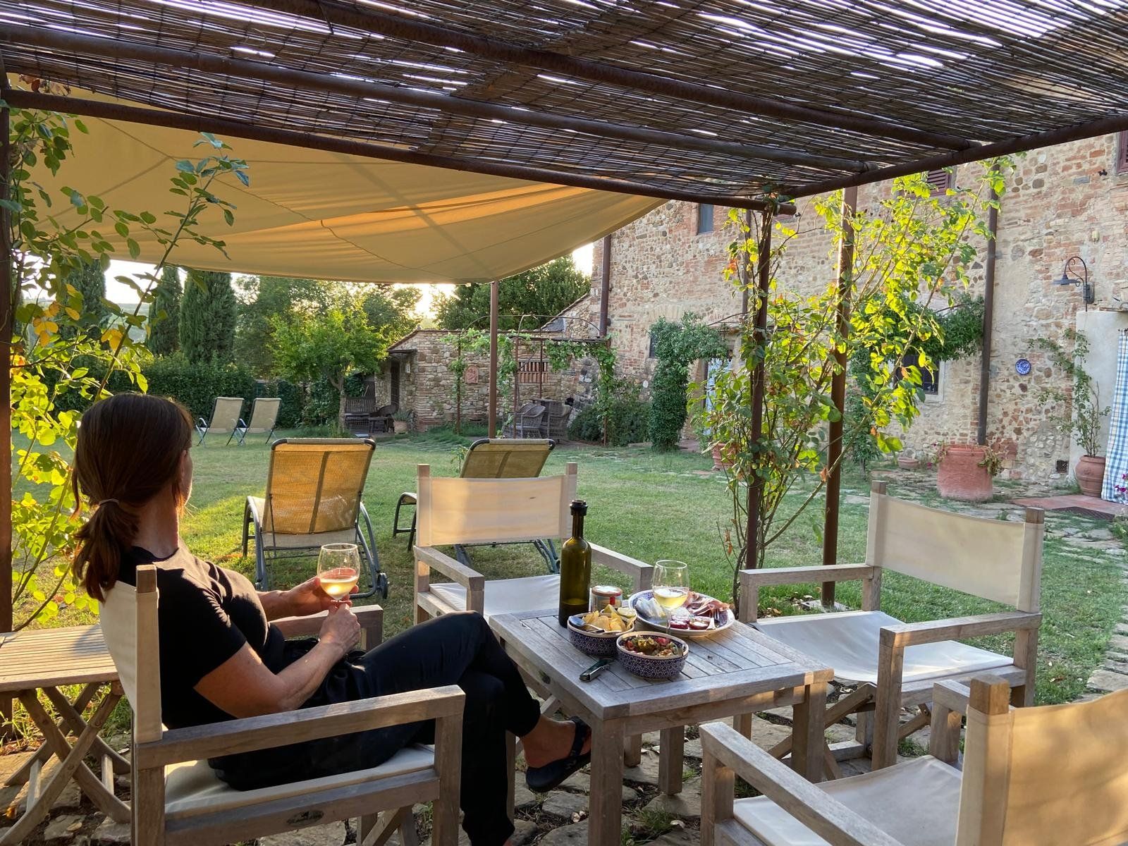 Aperitivo al tramonto